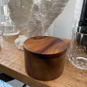 Little wooden jar